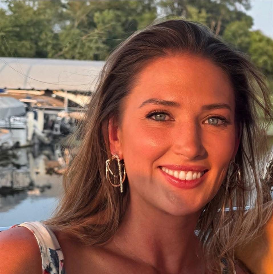 Profile of Ariel Shibilski