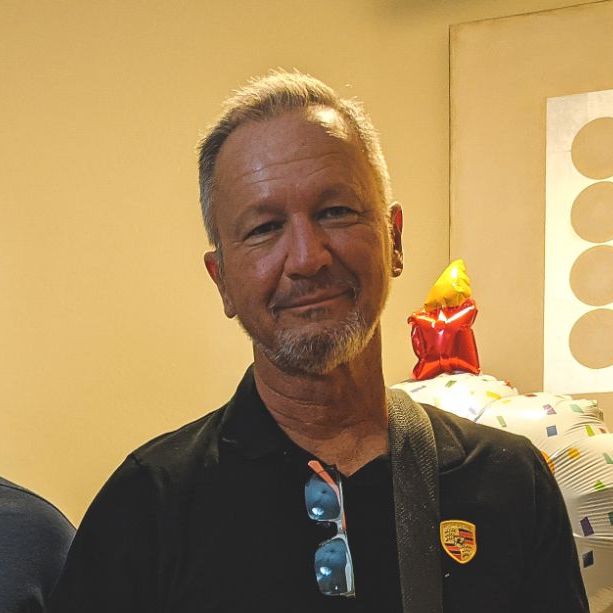 Profile of Robert Knapp