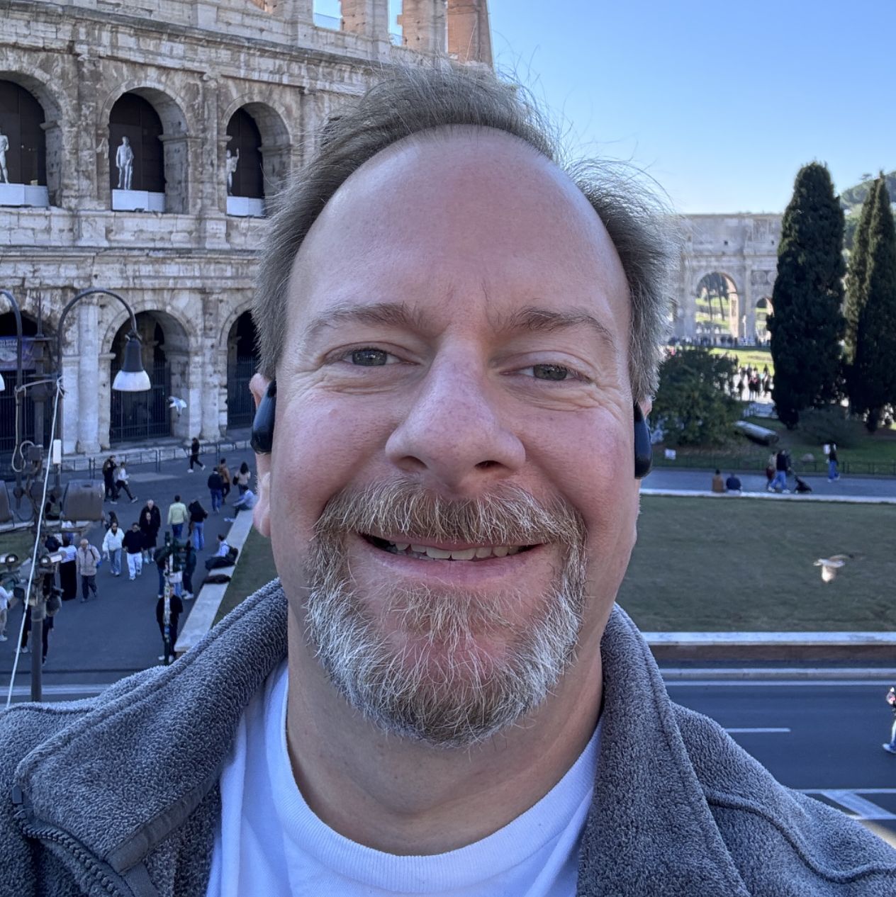 Profile of Lucio Simoni