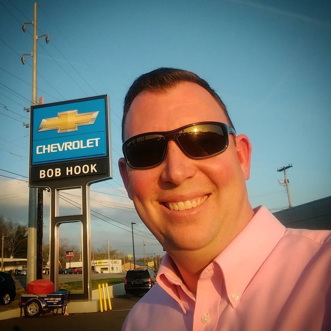 Profile of Derek Carlton