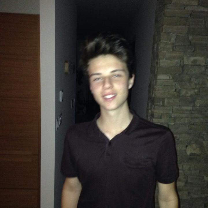 Profile of Shane Dennis