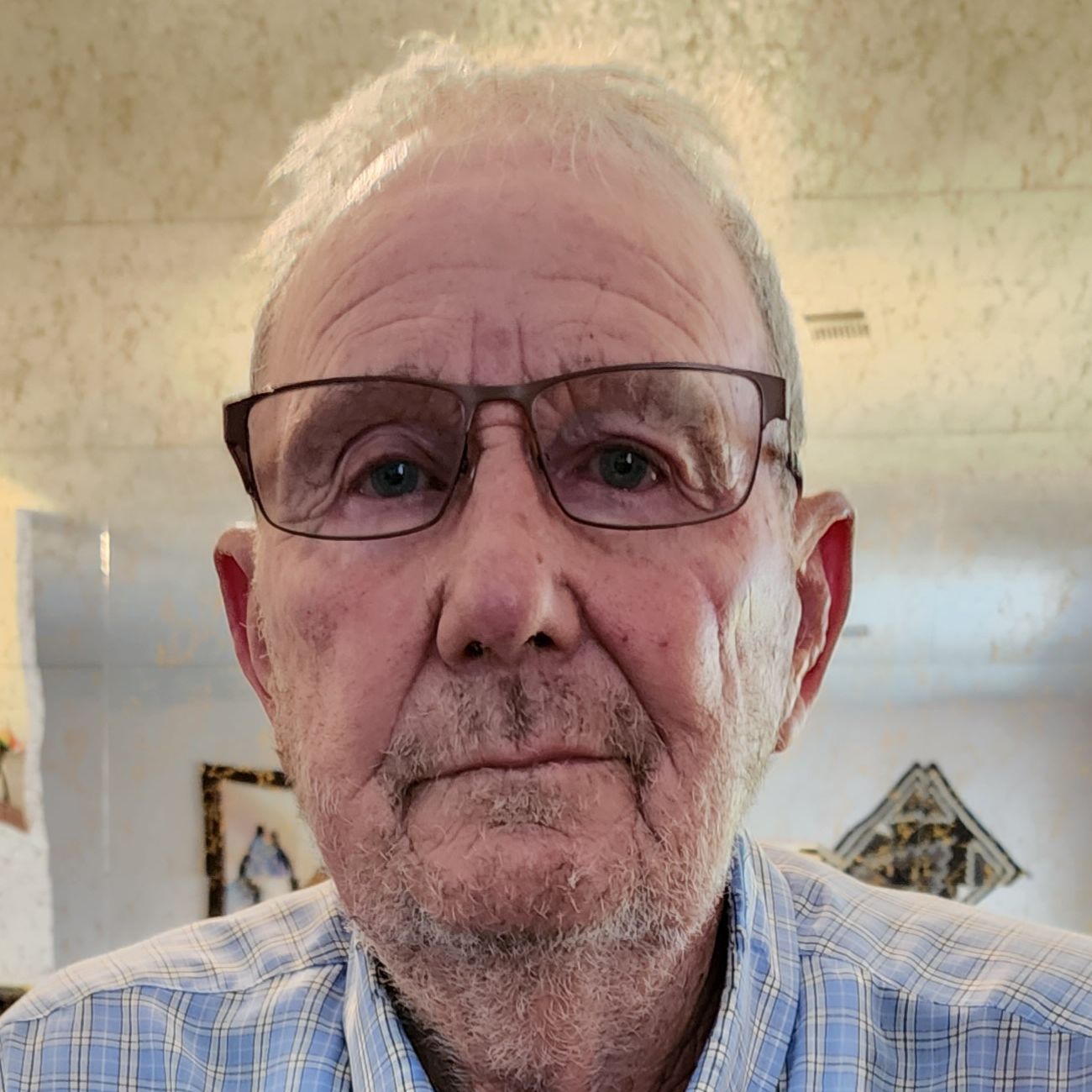 Profile of Robert Ewers