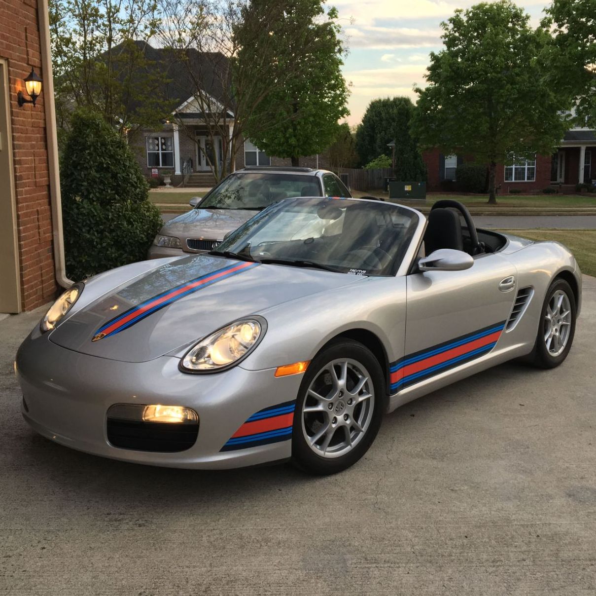 Profile of Gilbert Fernandez