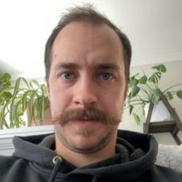 Profile of Eric Pelz