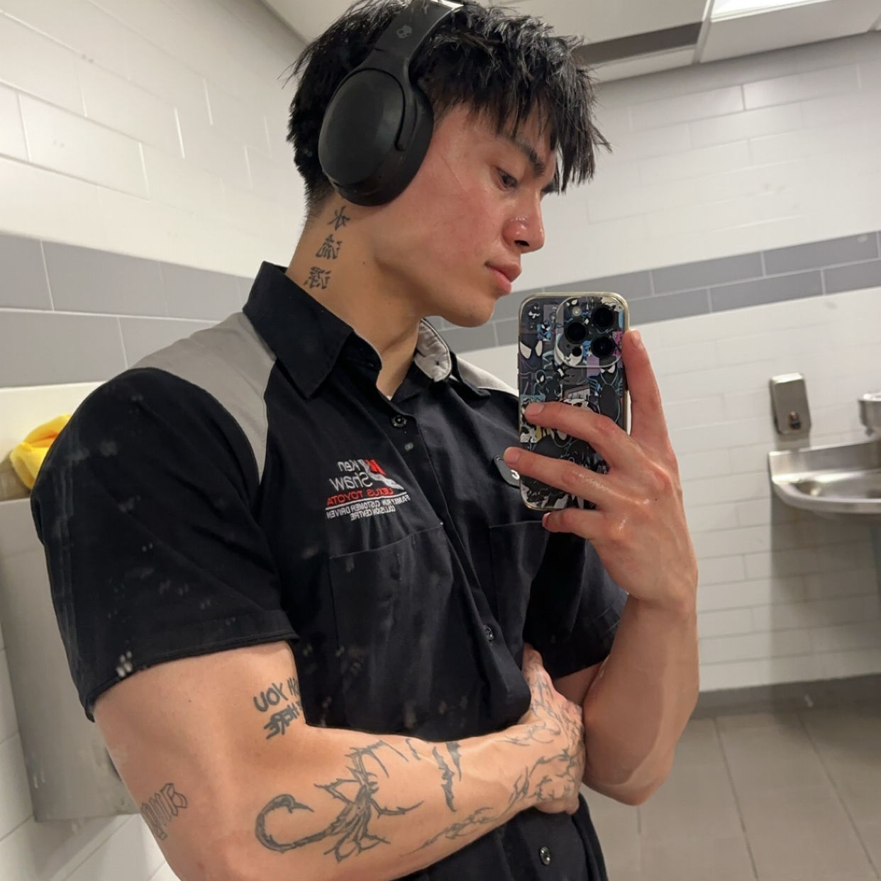 Profile of Scott Chua