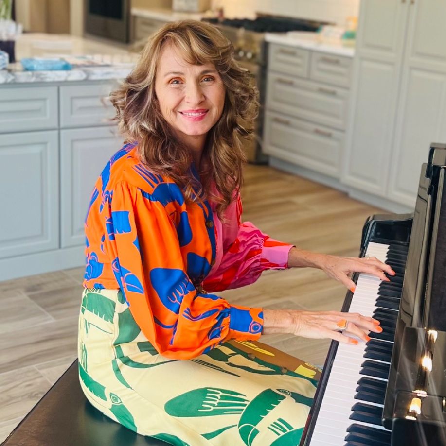 Profile of Isabelle Krothe