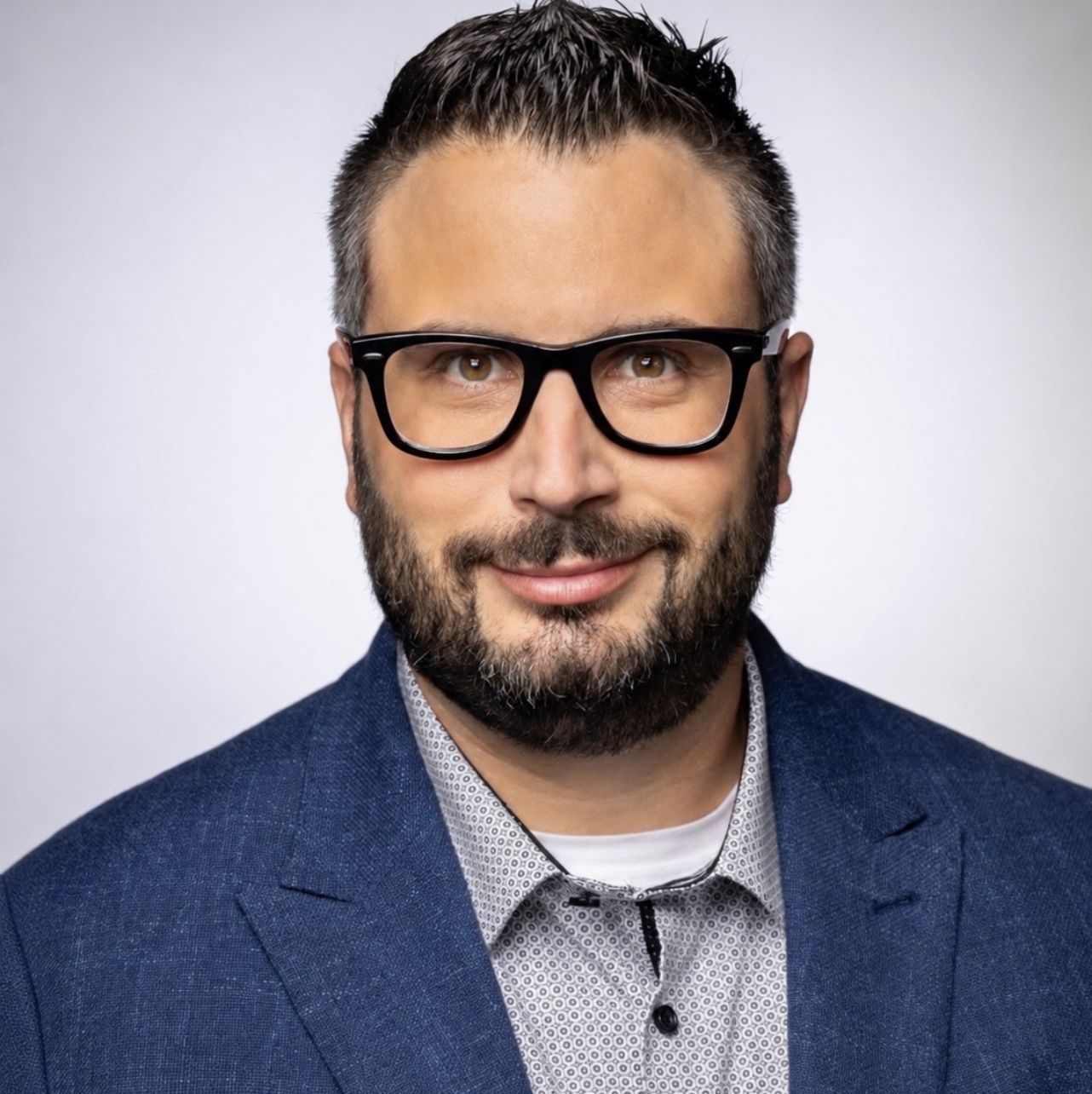 Profile of Laurent Proulx