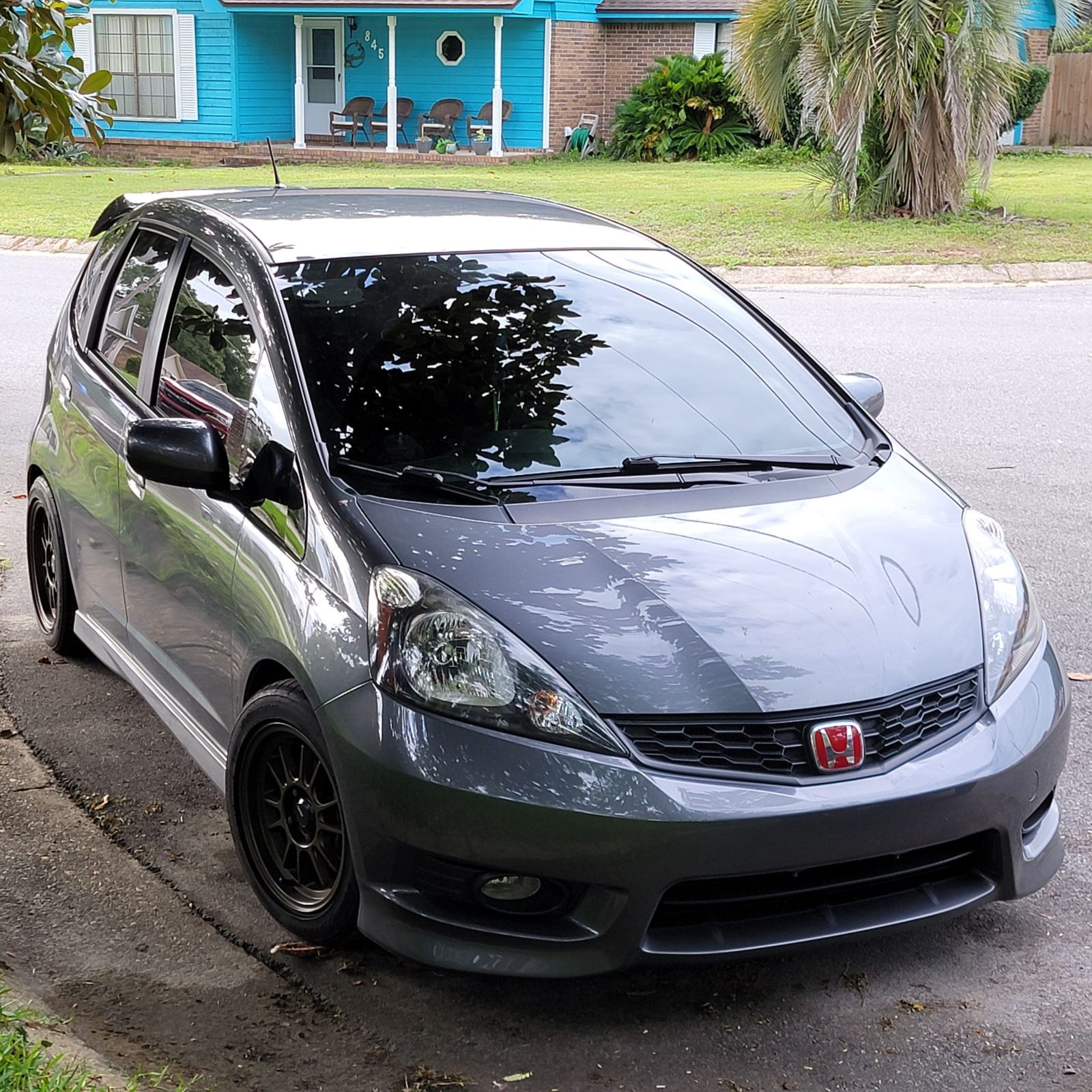 Profile of Braden Makris