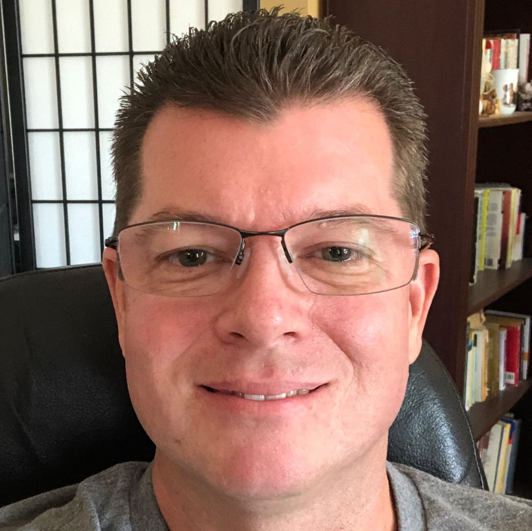 Profile of Scott Holmes