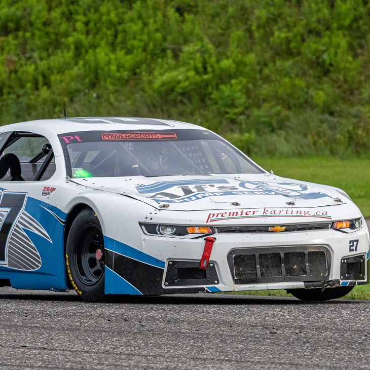 Profile of Zak Villeneuve