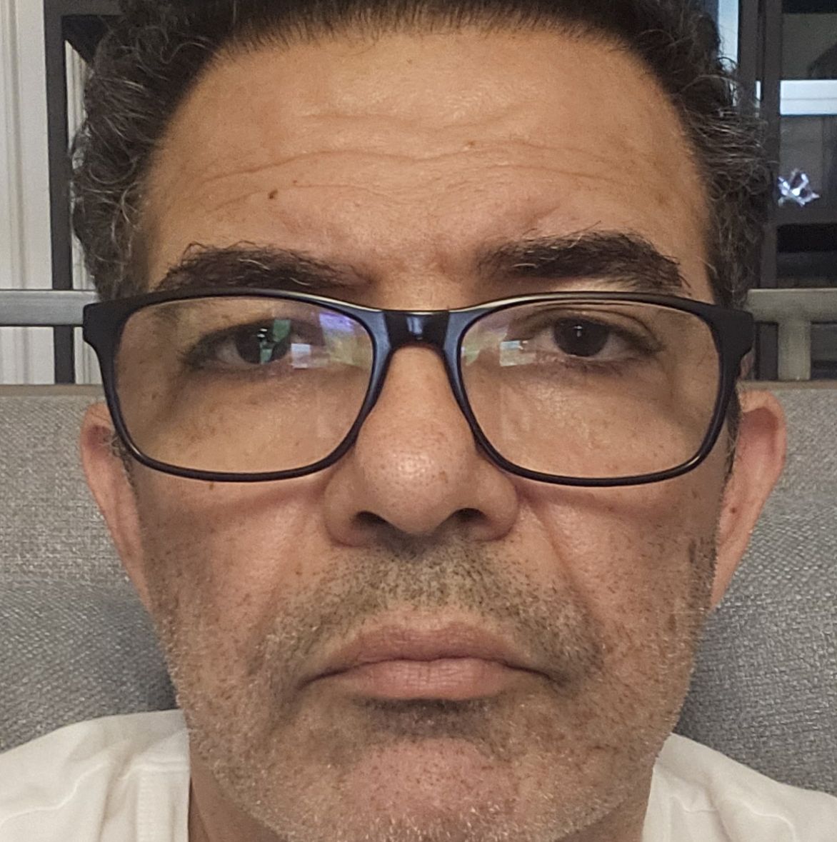 Profile of Behdad Aryavand