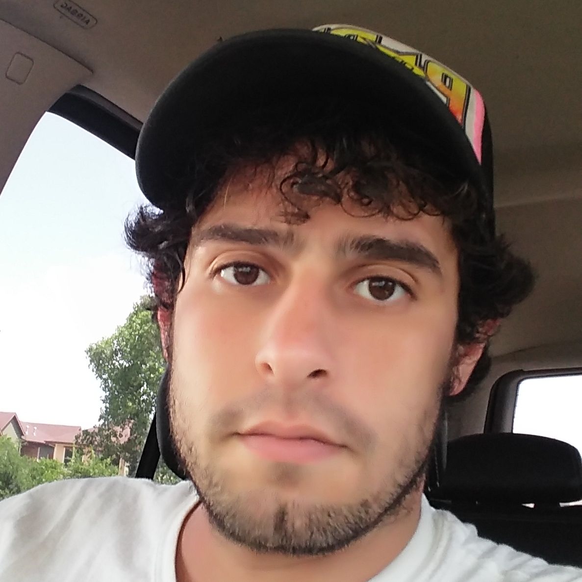 Profile of Chris Gomez