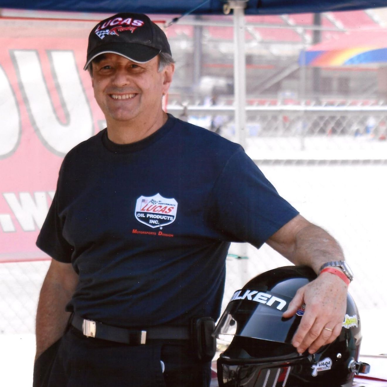 Profile of Hector Cademartori