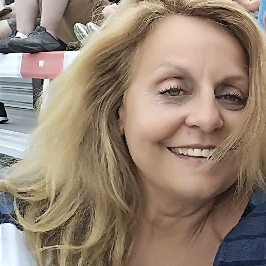 Profile of Devona Cramer