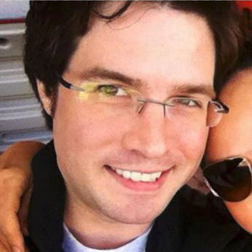 Profile of lee locklier