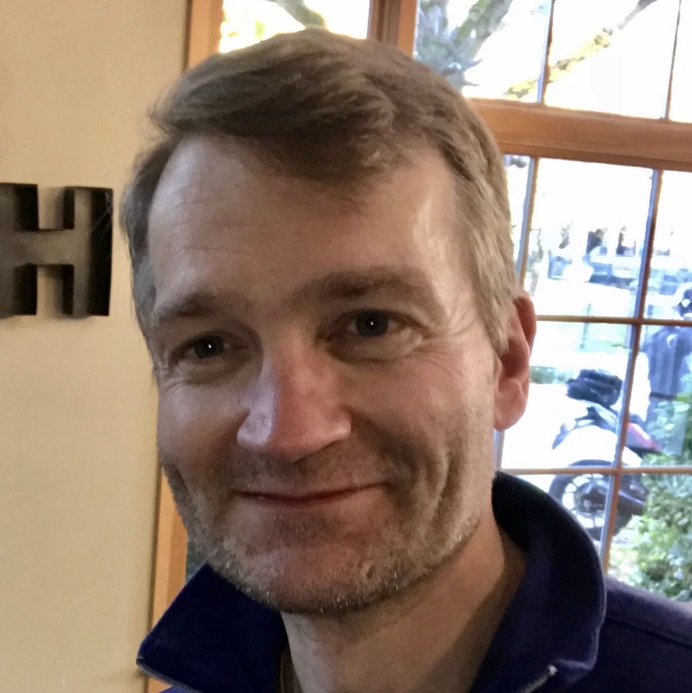 Profile of Peter Henriksen