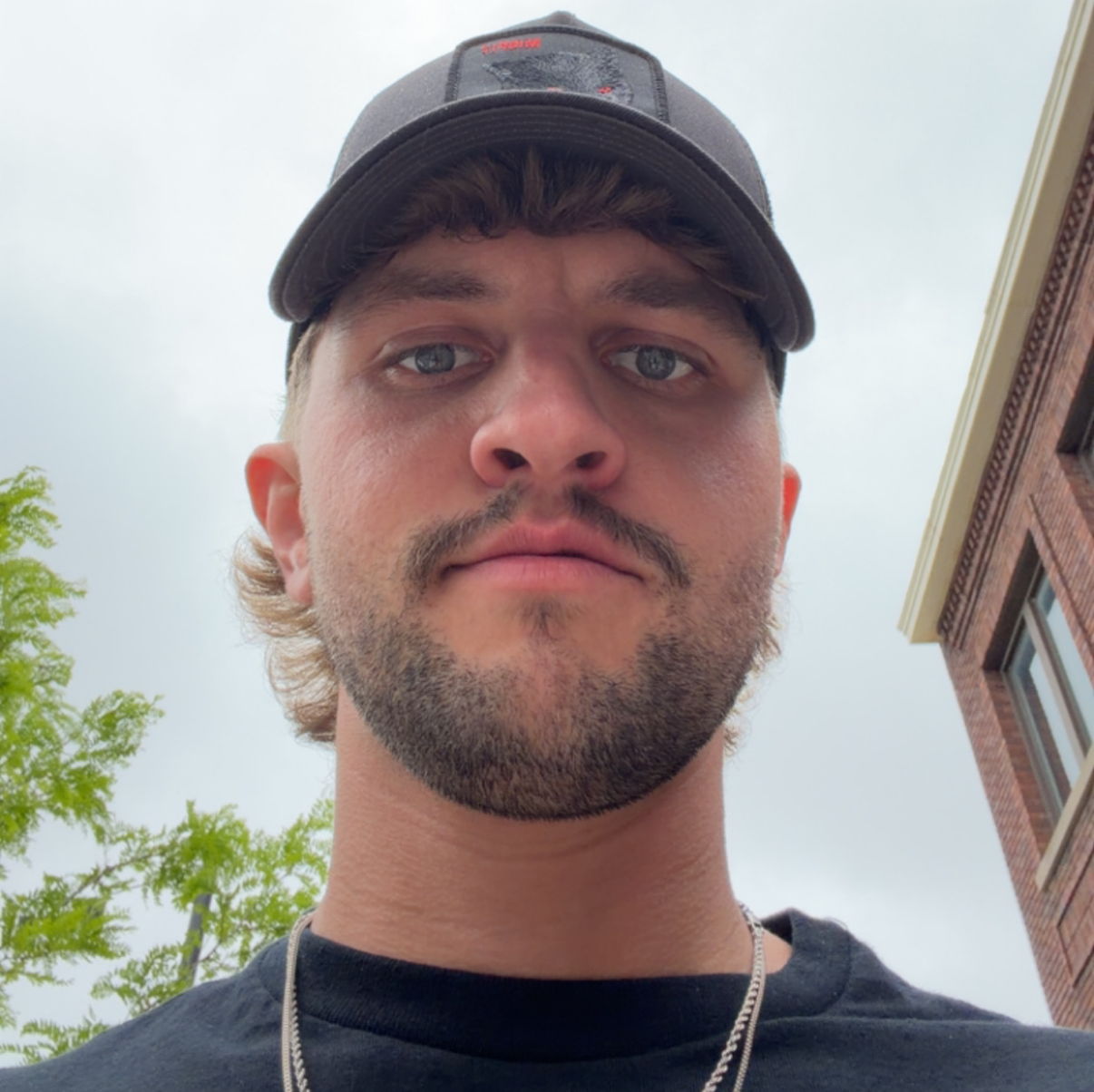 Profile of Derek Deja