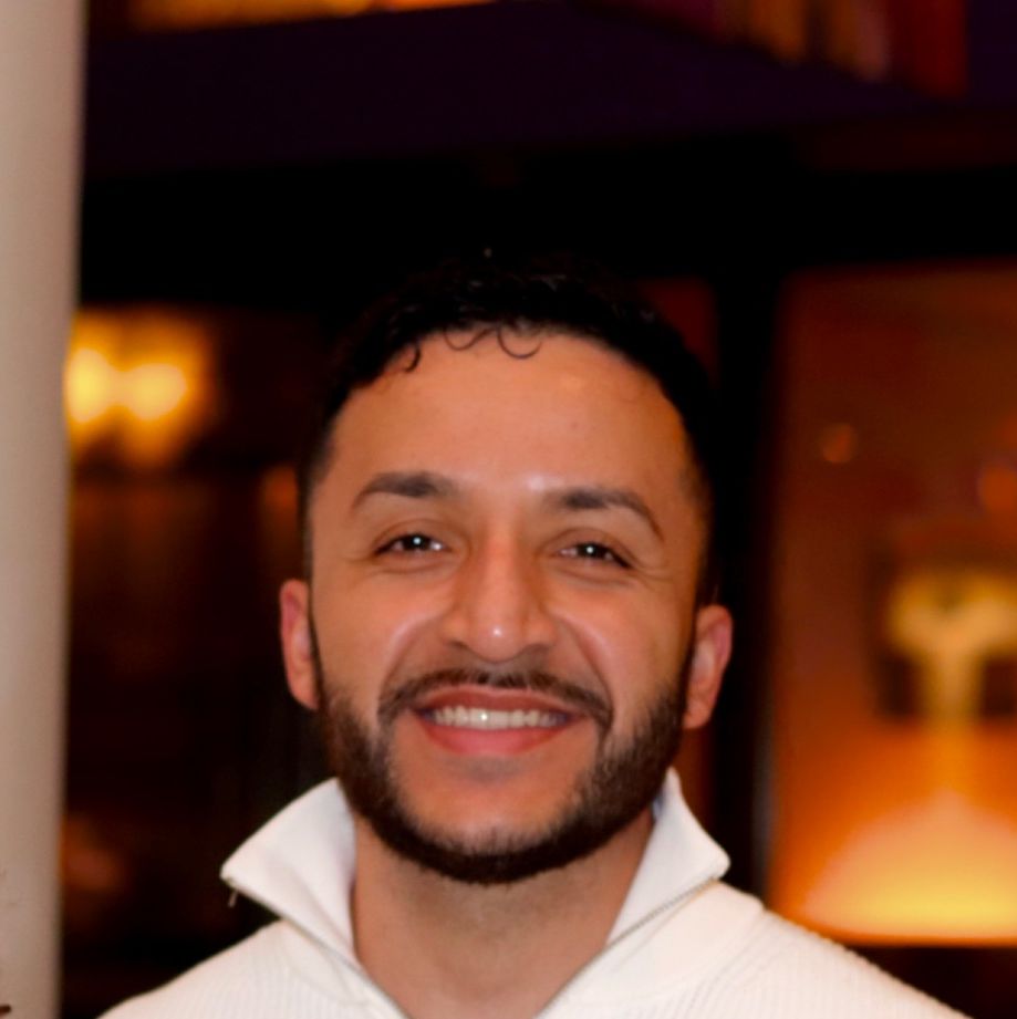 Profile of Chris Andia