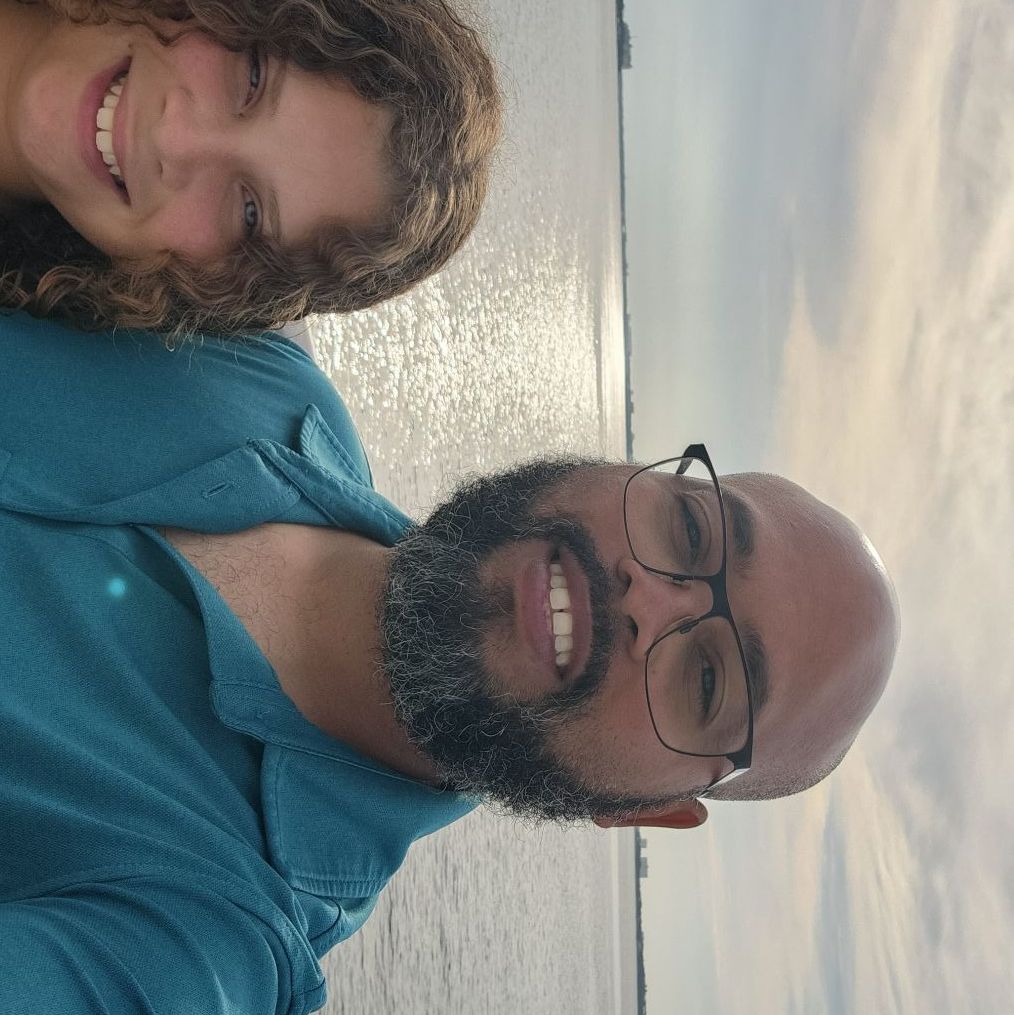 Profile of Robert Santiago