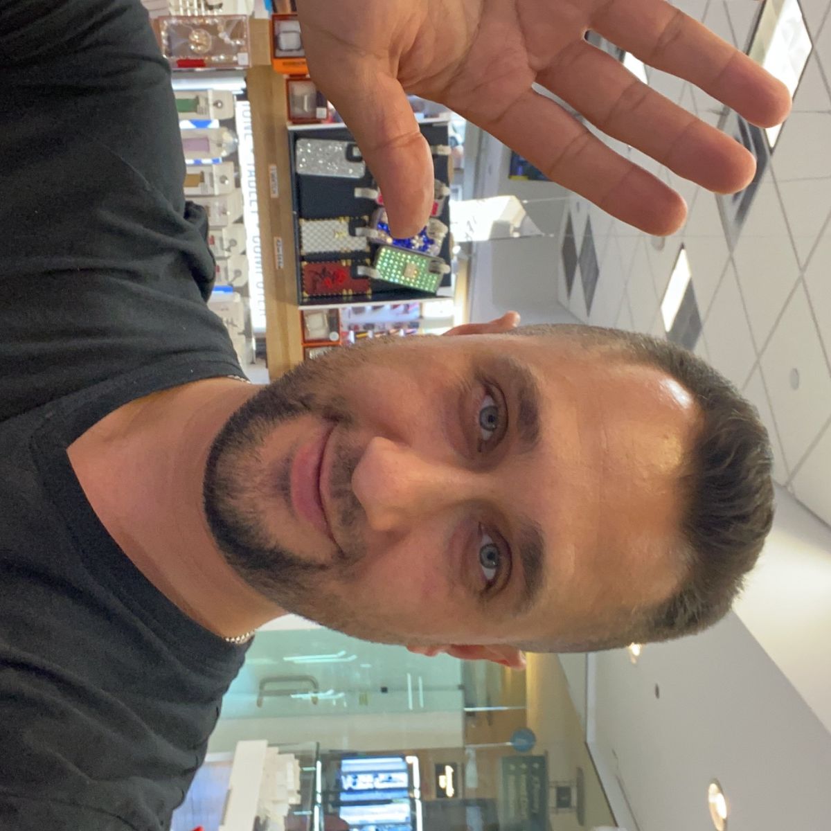 Profile of Kadir Akaydin