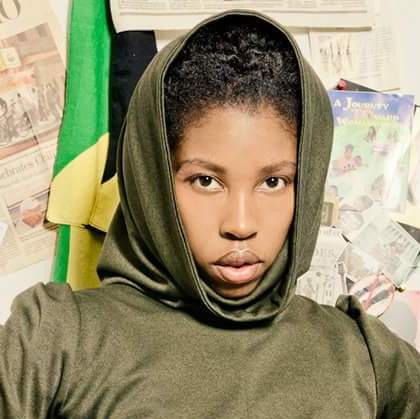 Profile of Karí Raynor