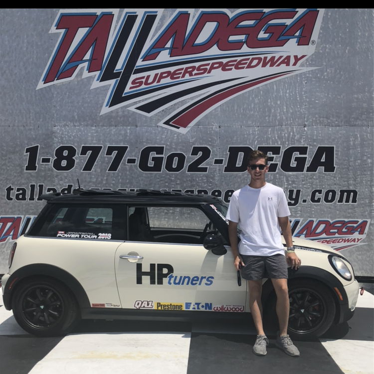 Profile of Dustin Carroll