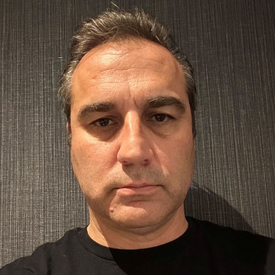 Profile of Jason Ross