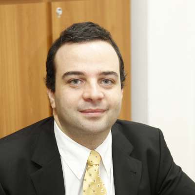 Profile of Thomaz London