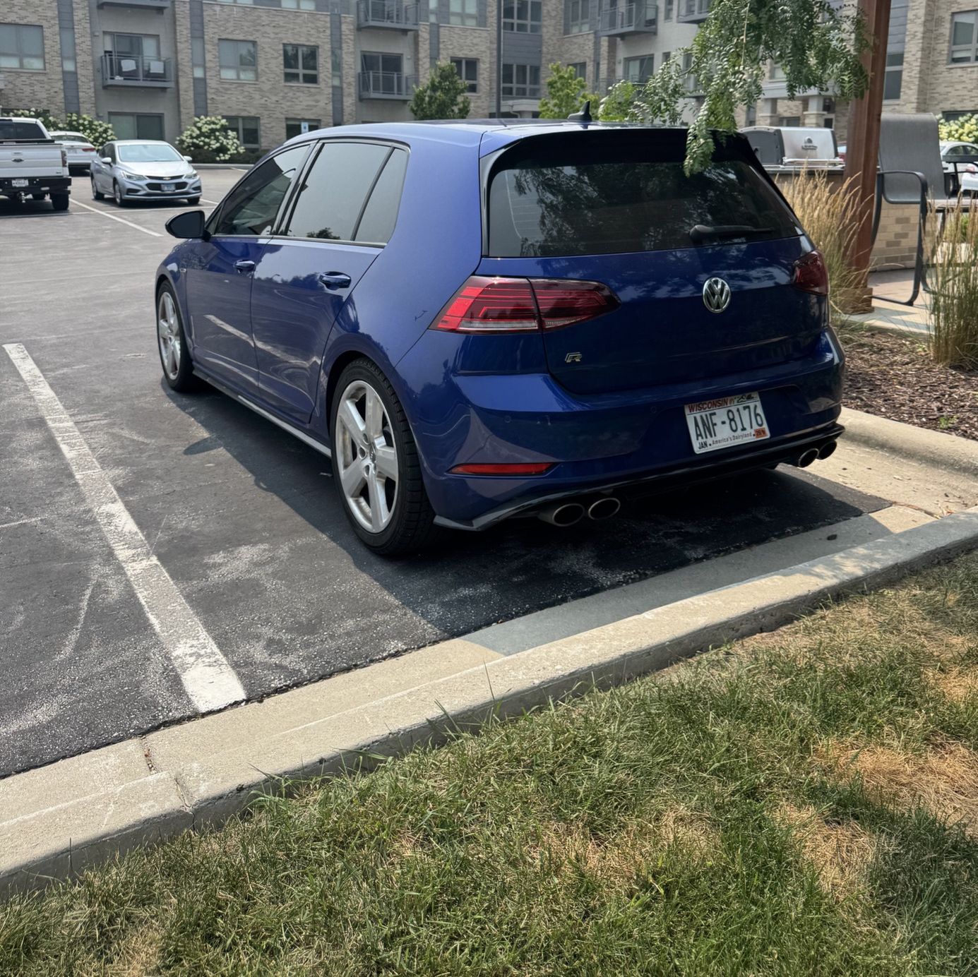 Profile of Graham Russell