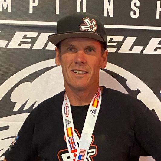 Profile of Loren Pochirowski