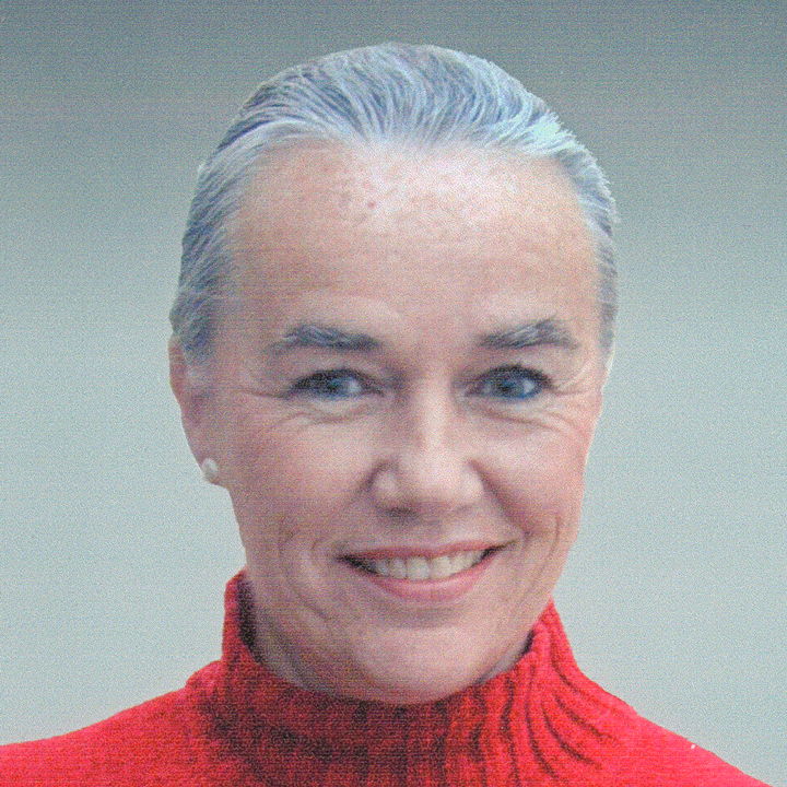 Profile of Suzanne Royce