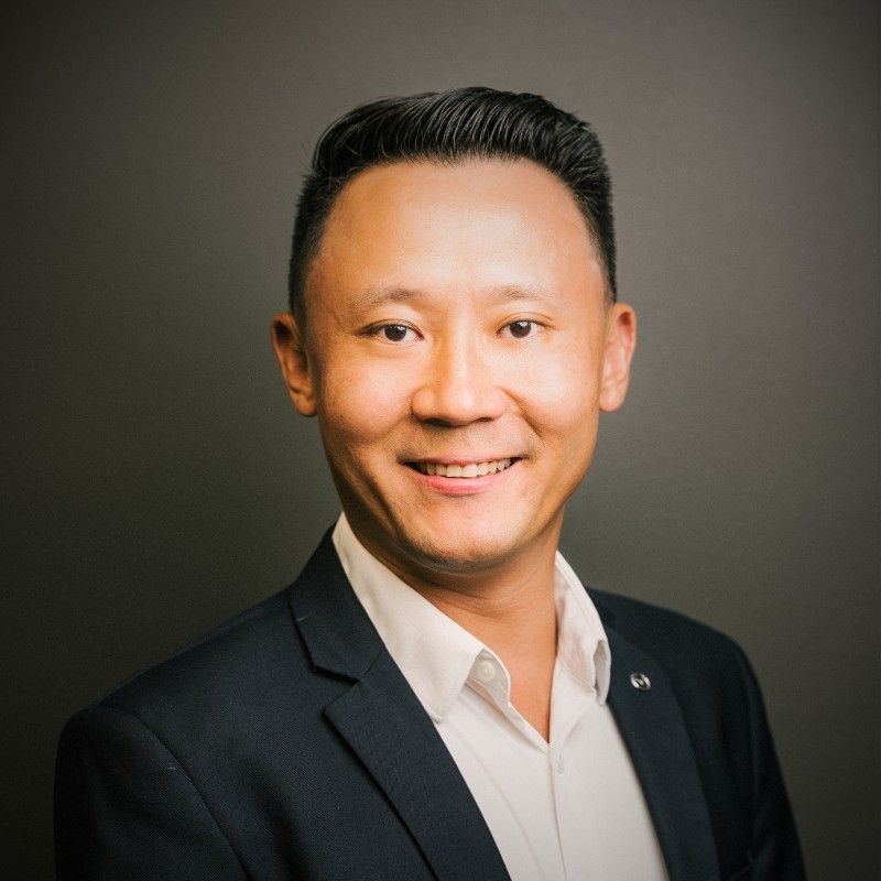 Profile of Christopher Guo