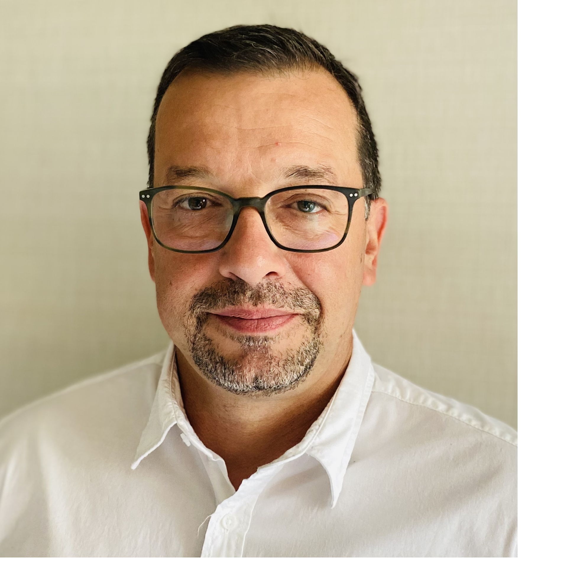 Profile of Eric Deschenes