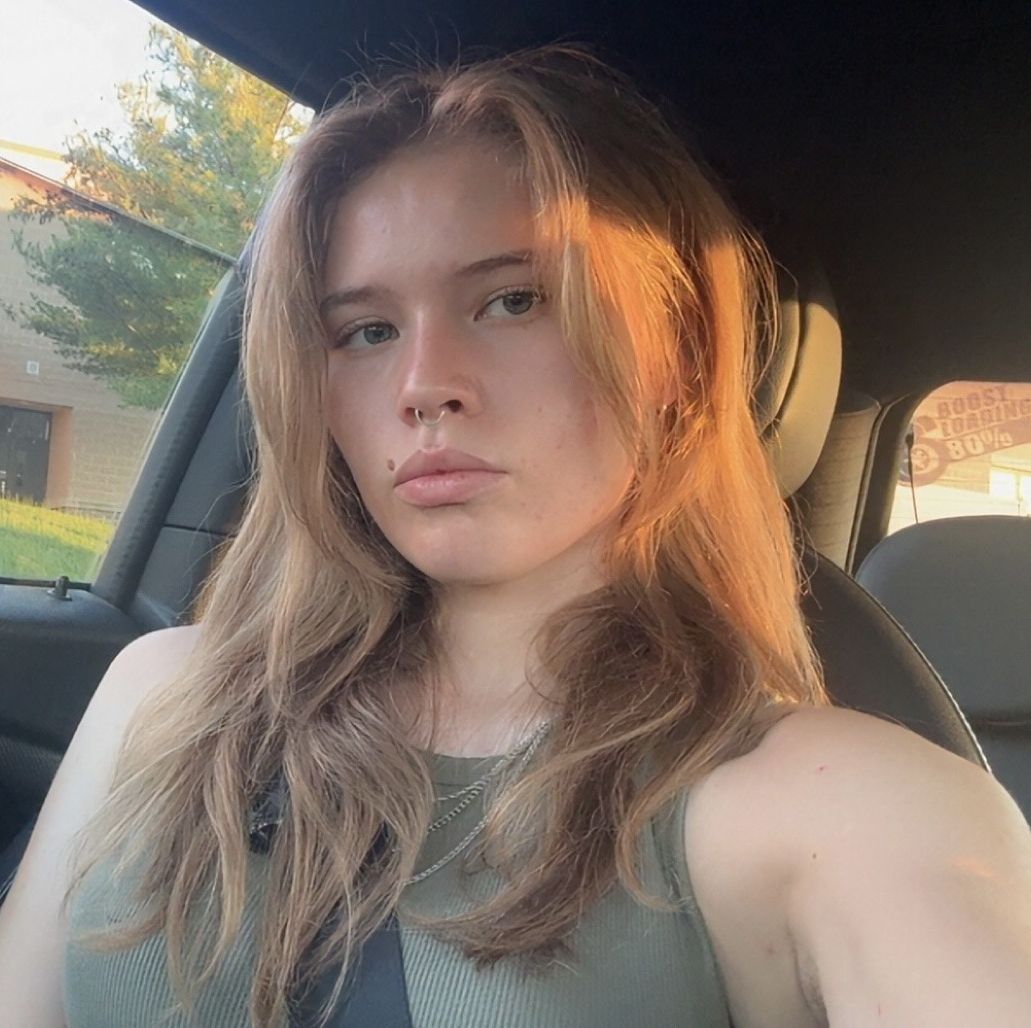 Profile of Aurora Baker