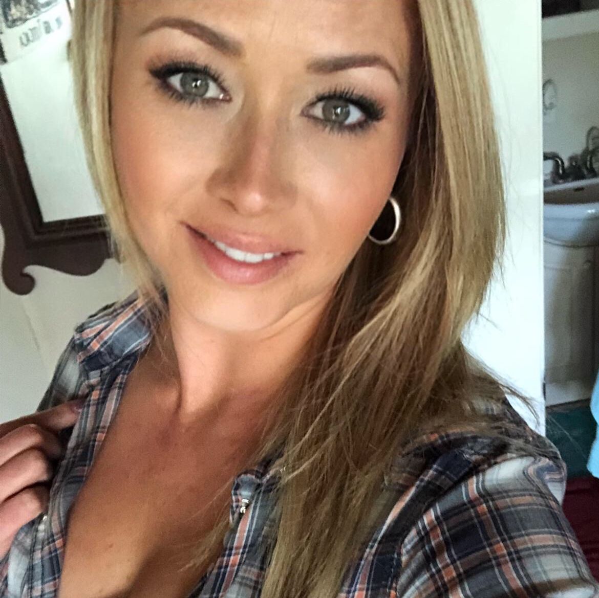 Profile of Alicia Fails