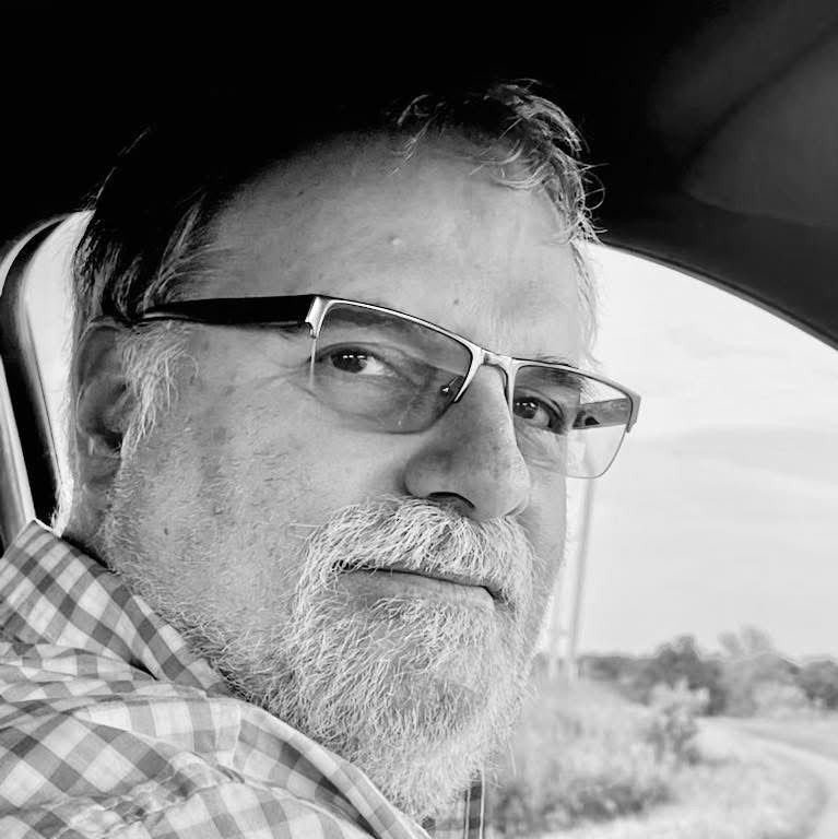 Profile of Perry Iannuzzi