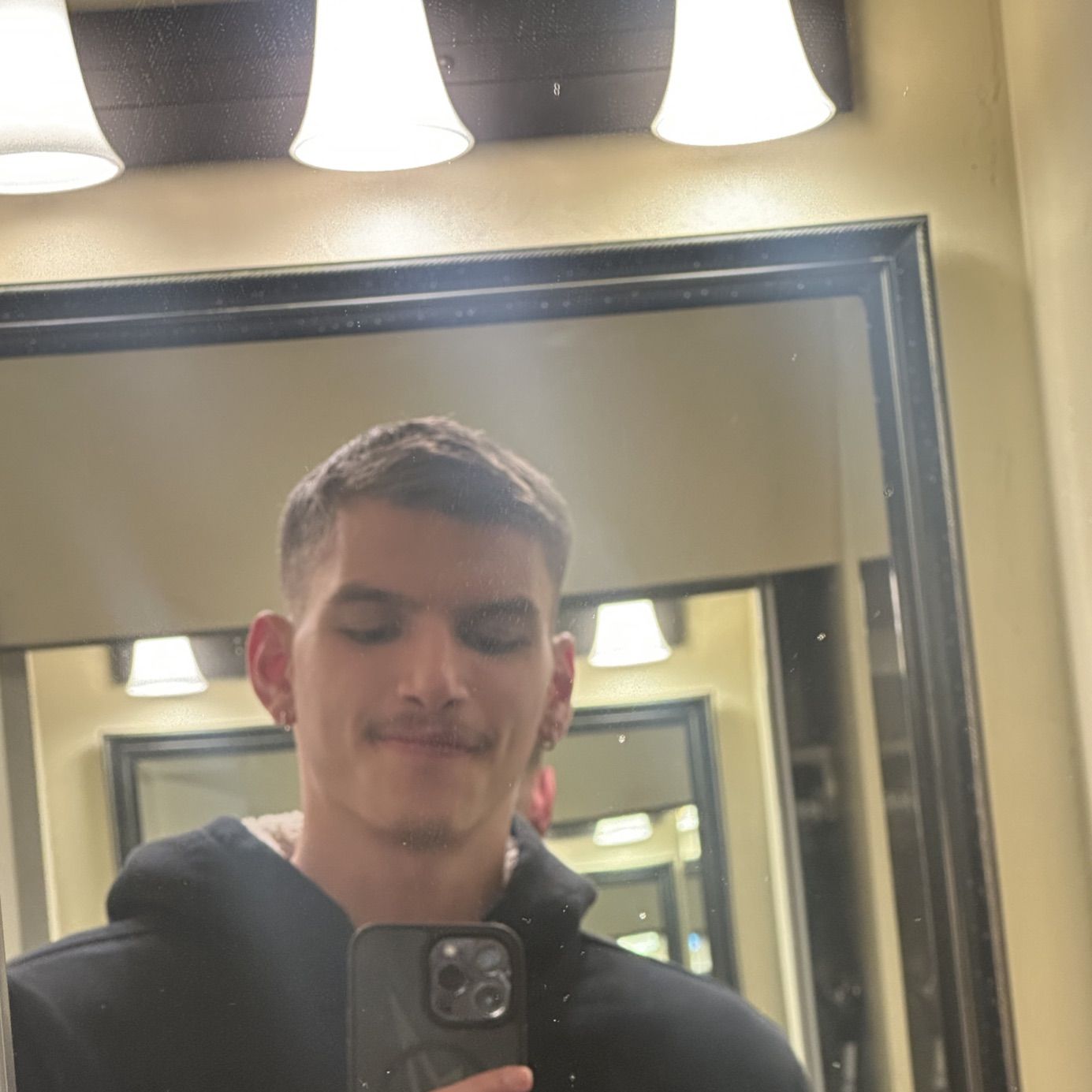 Profile of Christopher Logsdon