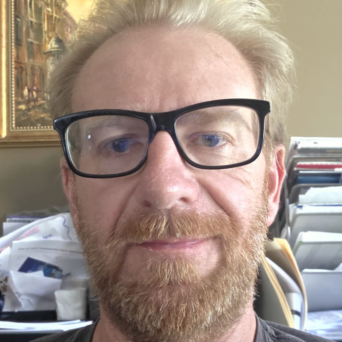 Profile of Pawel Twarowski