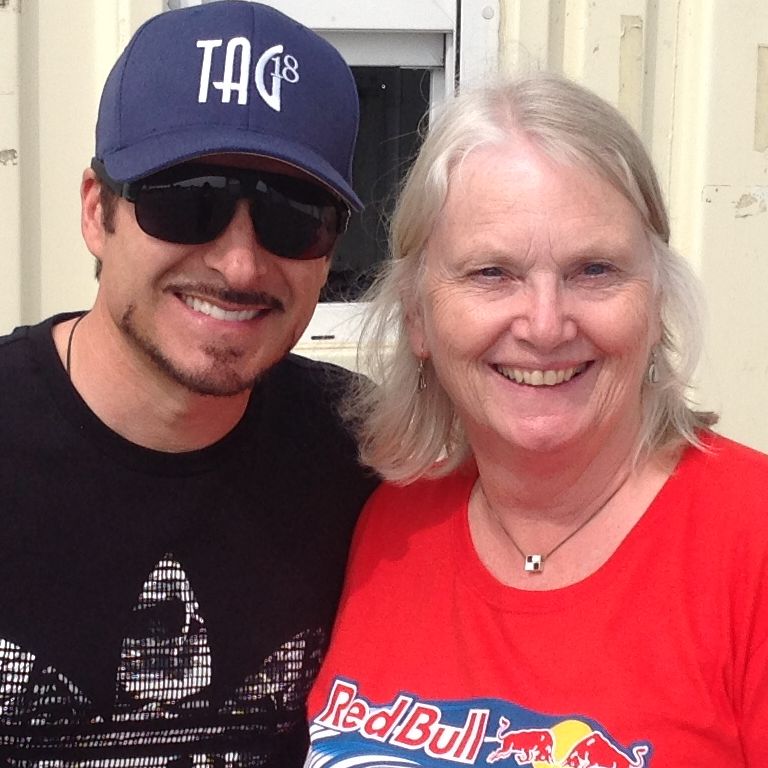 Profile of Christina Thomlinson