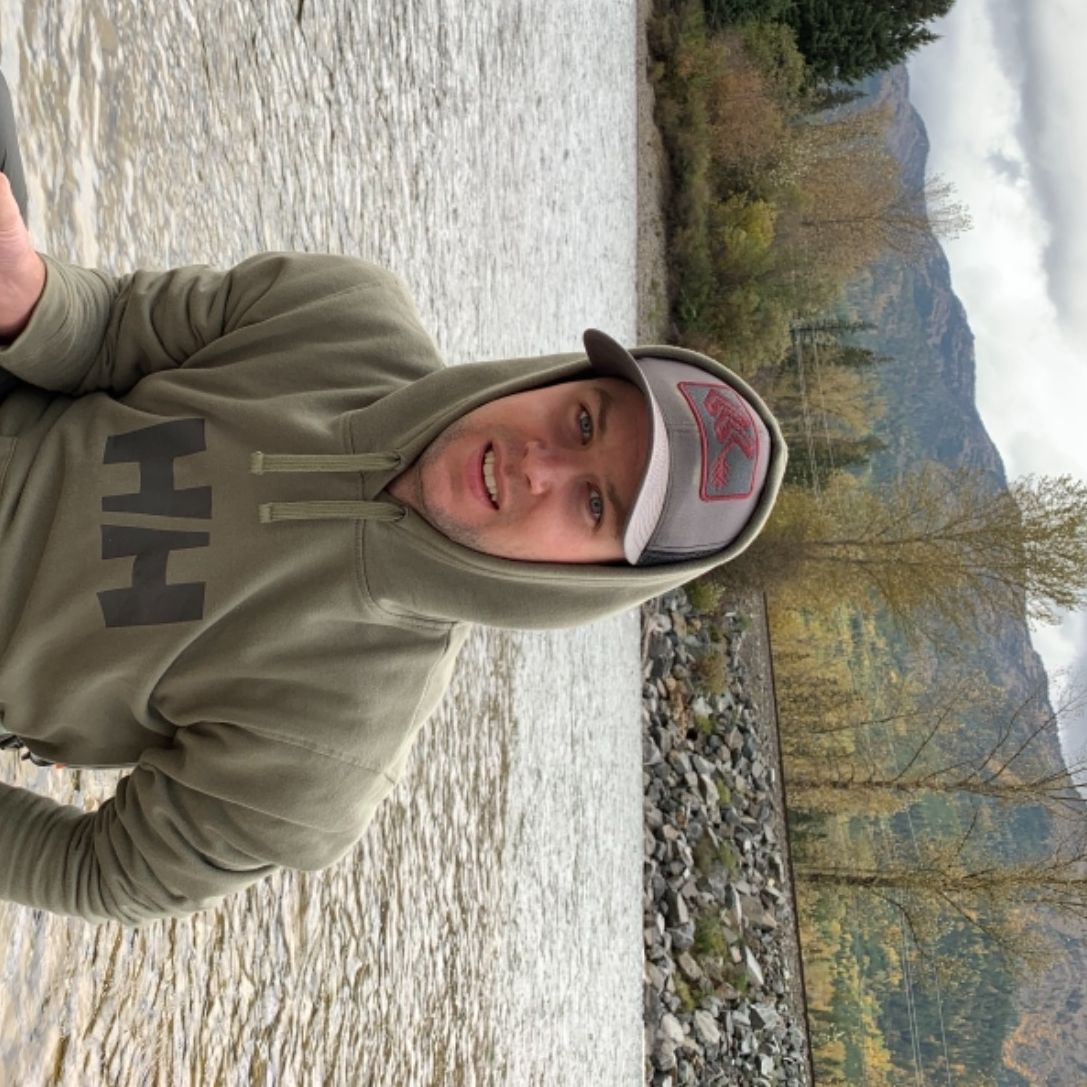 Profile of Travis Lachkovics