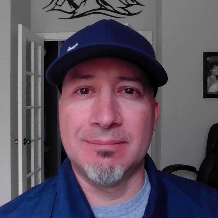 Profile of Carlos Hernandez