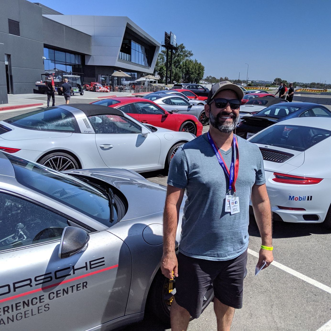 Profile of Robert Broomandan