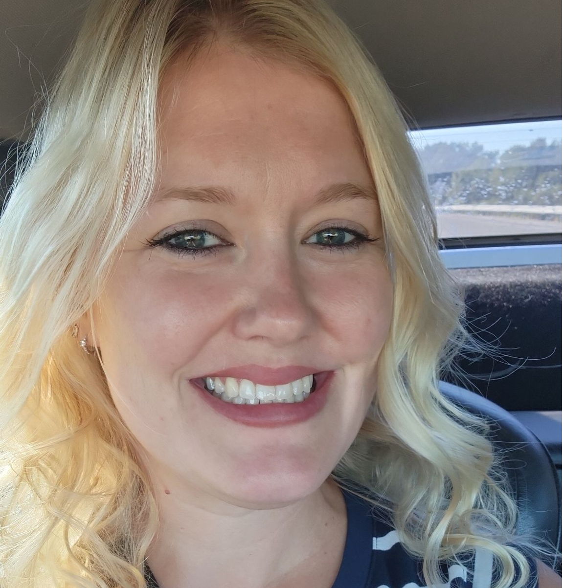 Profile of Holly Harper