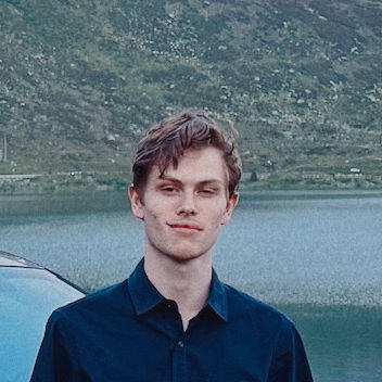 Profile of Pierce Houghton