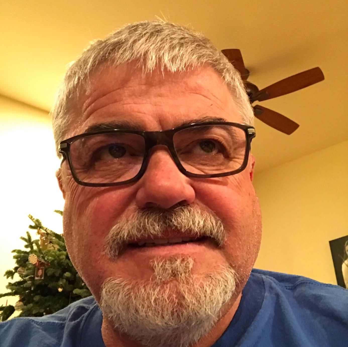 Profile of Antonio Varia