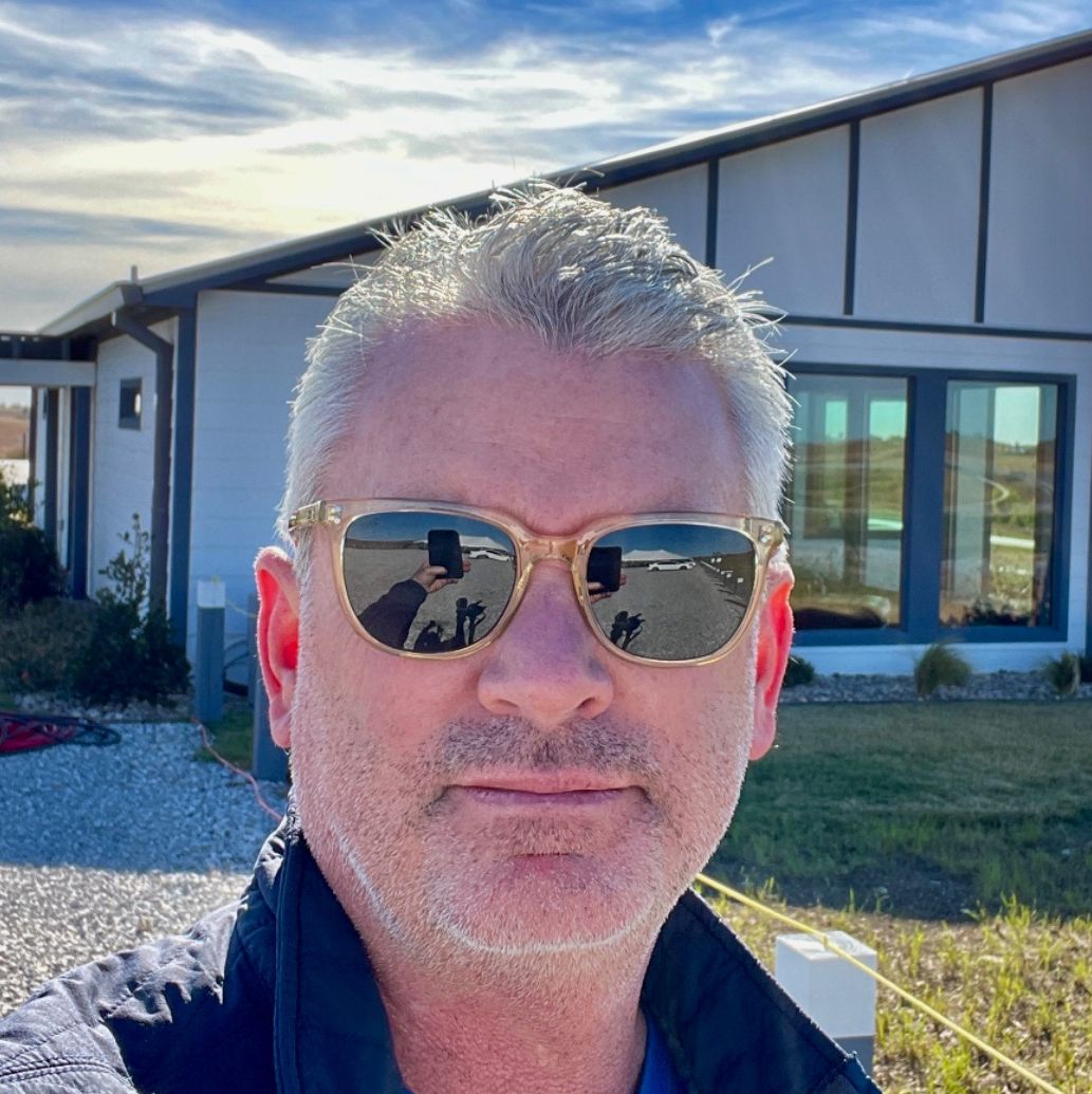 Profile of Sean Monett