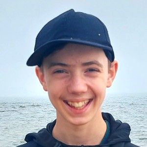 Profile of Asher Boonstra