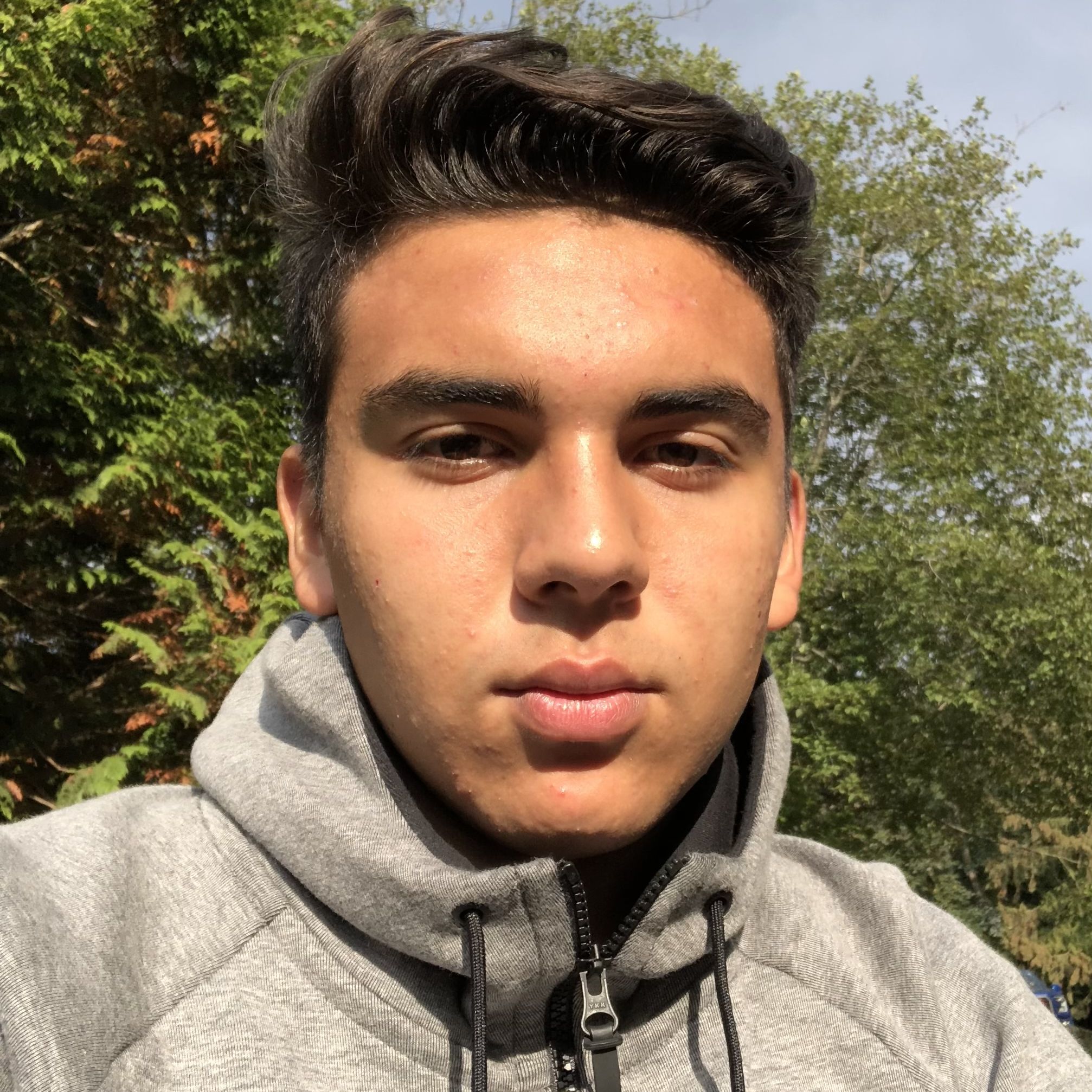 Profile of Roberto Huarcaya