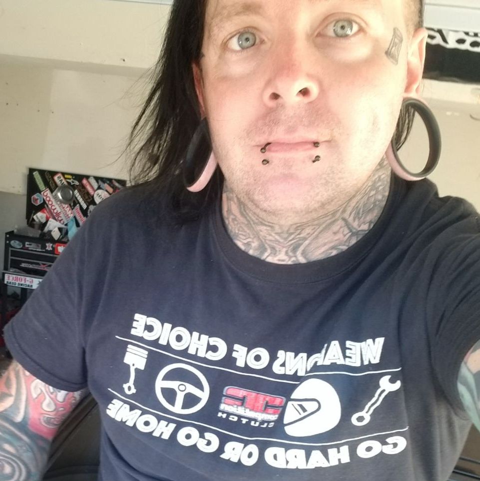 Profile of Derick Hohenshilt