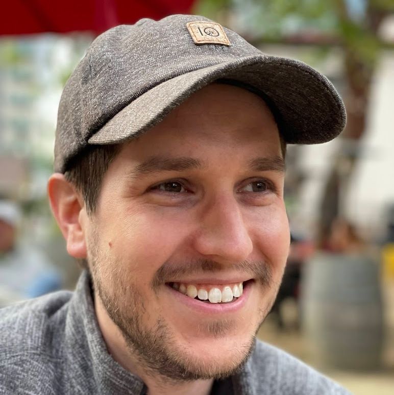 Profile of Daniel Bujak